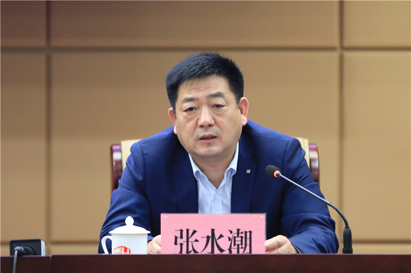省教育廳高教處處長張水潮介紹高校返校復(fù)學(xué)后的教學(xué)安排等問題.jpg